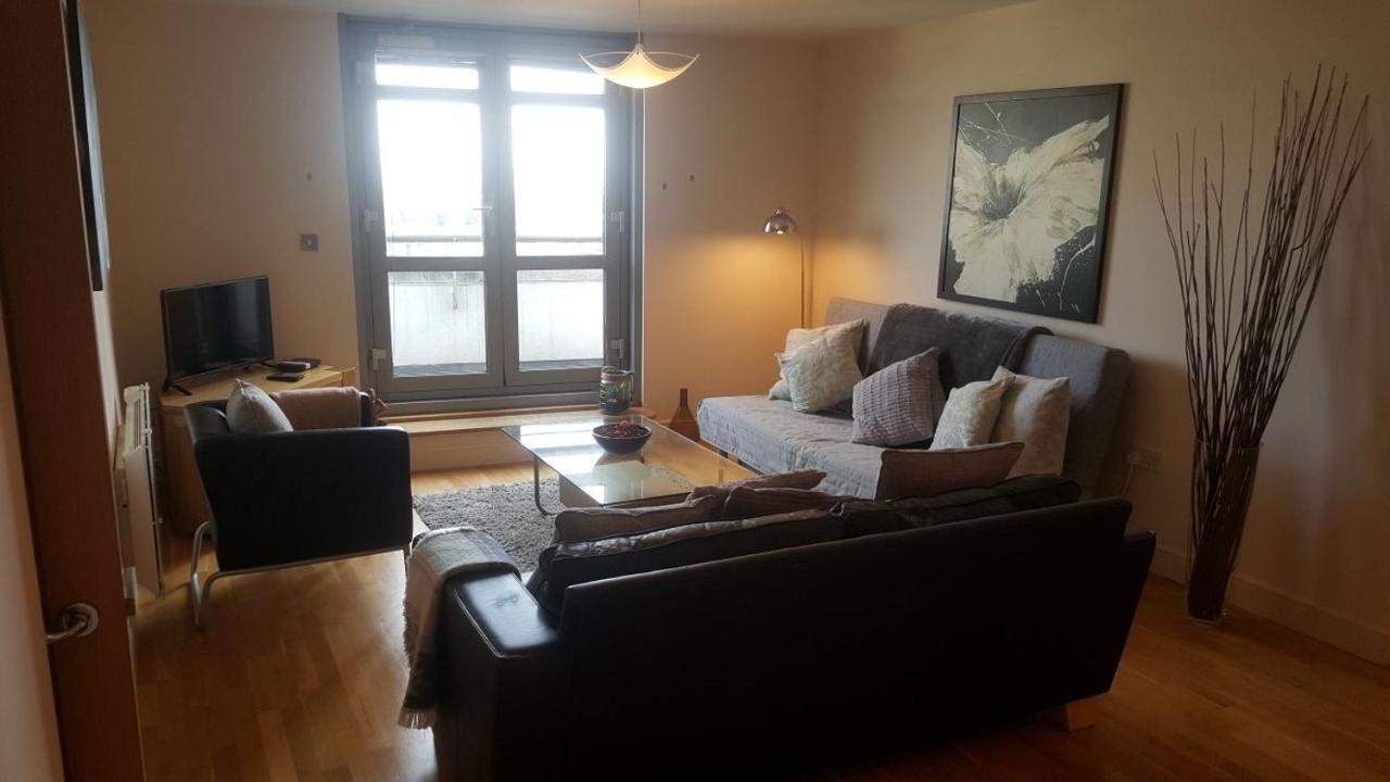 Sky Night Serviced Apartments Cardiff Dış mekan fotoğraf
