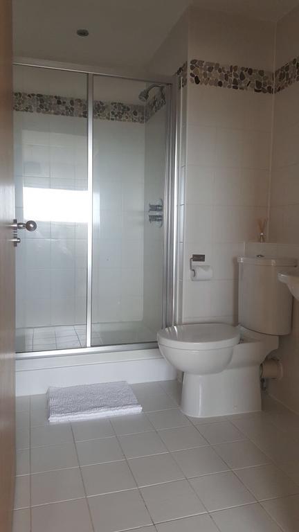 Sky Night Serviced Apartments Cardiff Dış mekan fotoğraf