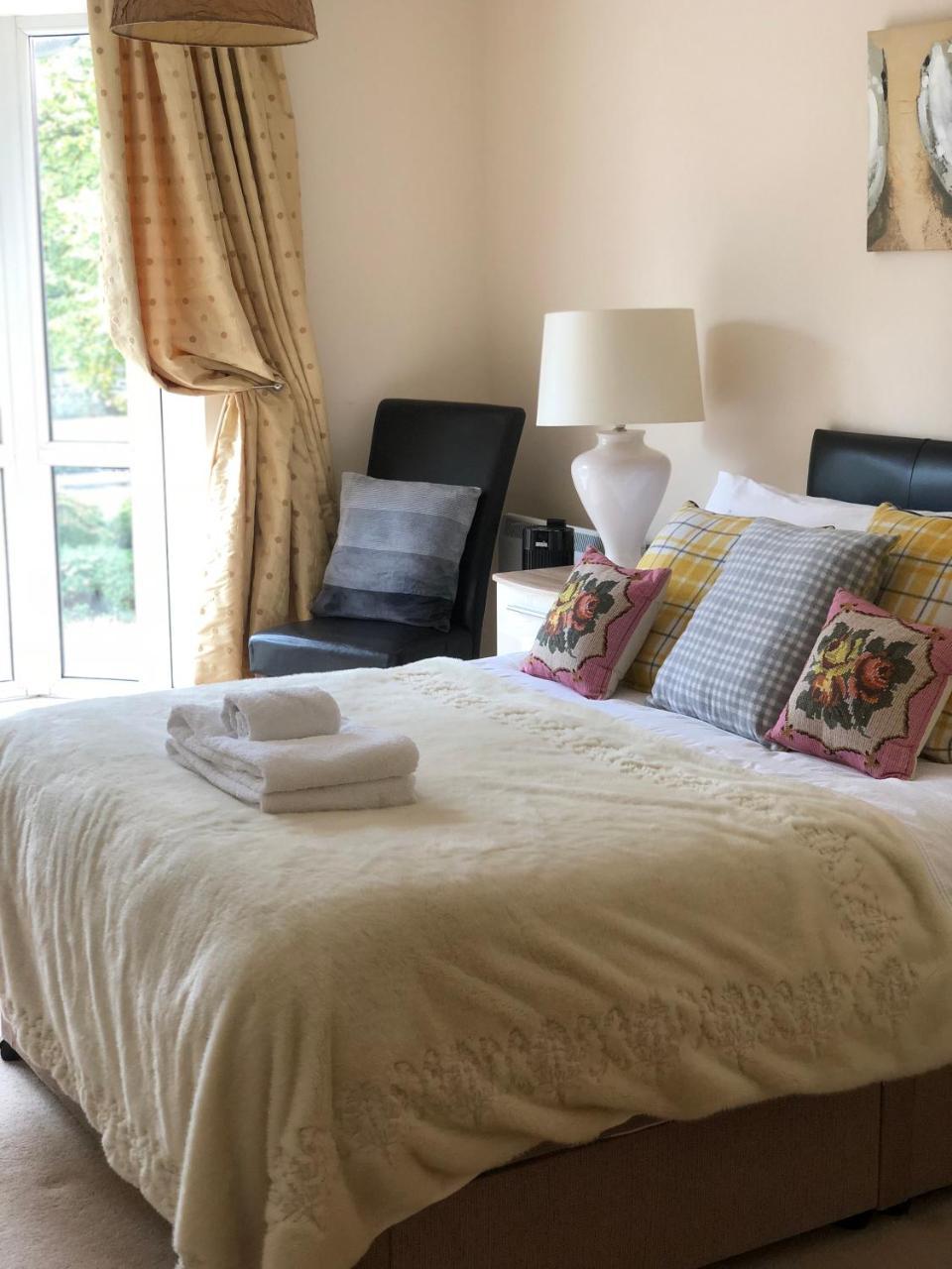 Sky Night Serviced Apartments Cardiff Dış mekan fotoğraf